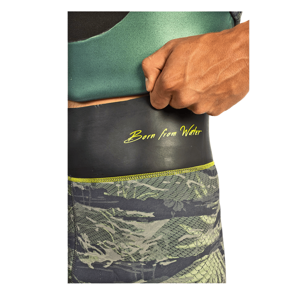 Muta Tropicam Spearfishing - Man